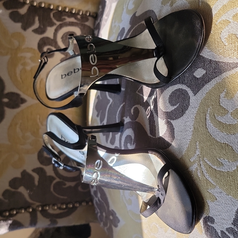BEBE heels With the SILVER metal Emblem